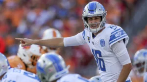 Detroit Lions quarterback Jared Goff (above) has been among the NFL's passing leaders, and leads the Lions (8-2) against the Green Bay Packers (4-6) today. (Photo courtesy of TRENDS.CRAST.NET)