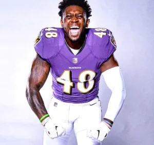 Now former Baltimore Raven linebacker Patrick Queen (above) has signed with the rival Pittsburgh Steelers. (Photo courtesy of SI.COM)