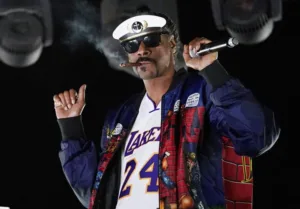 Rapper Snoop Dogg will sponsor, along with his new alcoholic beverage, the Arizona Bowl this coming season in Tucson. Last year's game was sponsored by Barstool Sports. (Photo courtesy of PATABOOK.COM)